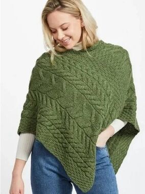 Aran Sweater Market Green Super Soft 100% Merino Wool Cable Knit Poncho